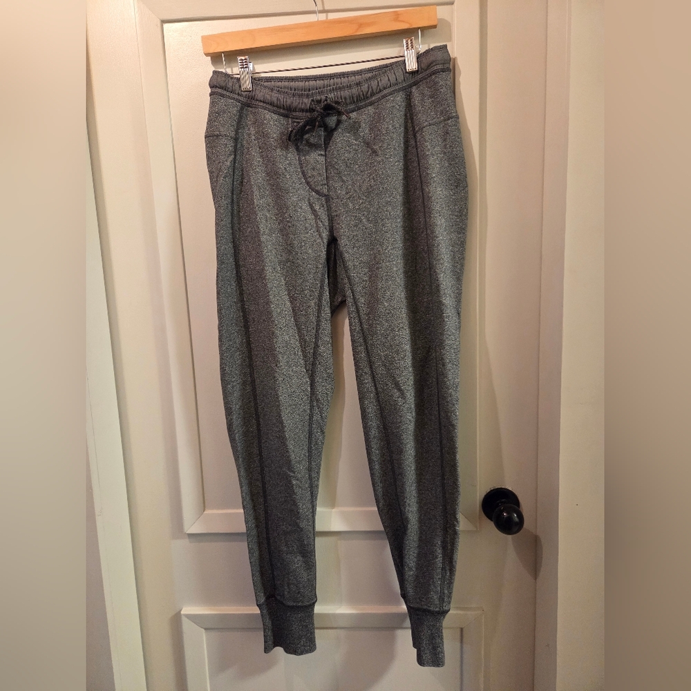 Lululemon Joggers Size 6